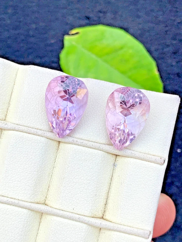 LavenderPink Natural Amethyst GemstonePair, Pearshape, Amethyst Ring 19.80 CT - Image 2 of 4