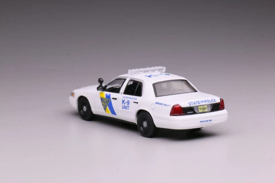 596 1:64 Blanco Ford CV CROWN VICTORIA Nueva York Nueva Jersey Coche de Policía Diecast Foto 3 de 4
