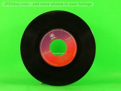 NEWTON-JOHN,OLIVIA LET ME BE THERE (PLAIN SLEEVE) (137) 7'' PYE