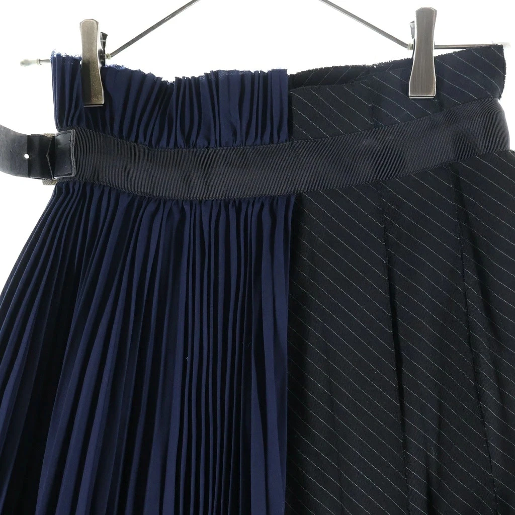 sacai Größe 0 19SS Docking Gehrockter Leder Wickel-Rock Marine/Schwarz