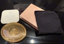 Vintage P & O Shipping Cruise Line Gold Tone Powder Box Compact