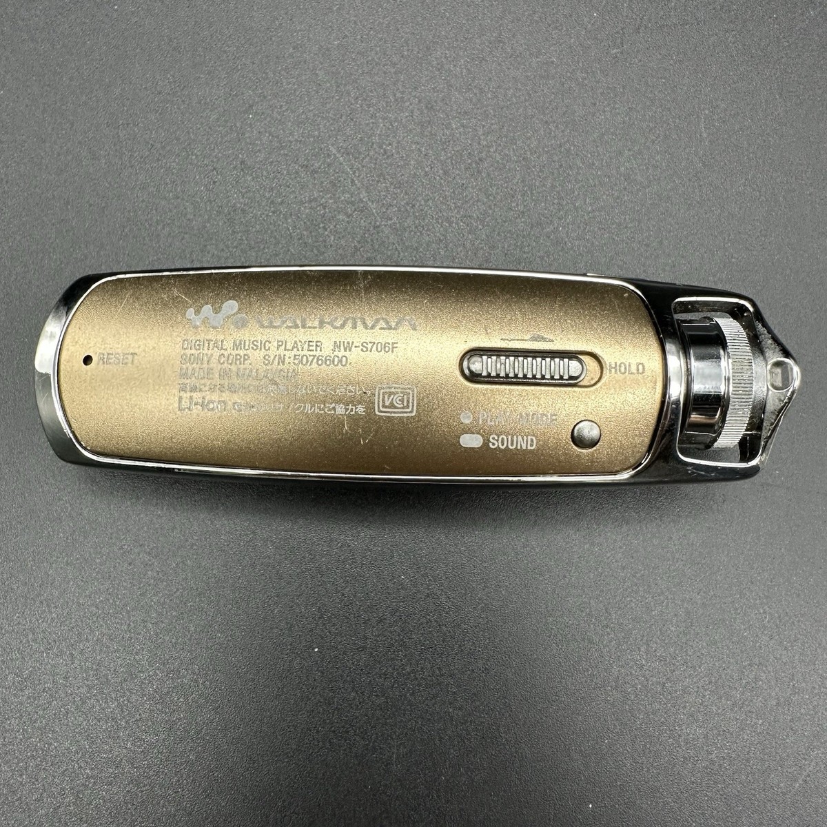 SONY NW-S706F ゴールド(4GB) ウオークマン ヨドバシ.com - ソニー SONY メモリーオーディオ WALKMAN