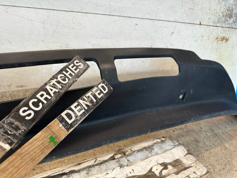 19-24 RAM 2500 3500 FRONT BUMPER LOWER AIR DAM OEM MOPAR 68384301AB - Image 4 of 4