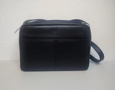 NWT ili New York Leather Organizer Crossbody Bag RFID Blocking Style #6917 