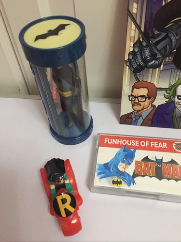PB Batman Friends & Foes 4 McDonalds Toys 1993 & 2005 Funhouse of Fear Tape VGC - Picture 2 of 5