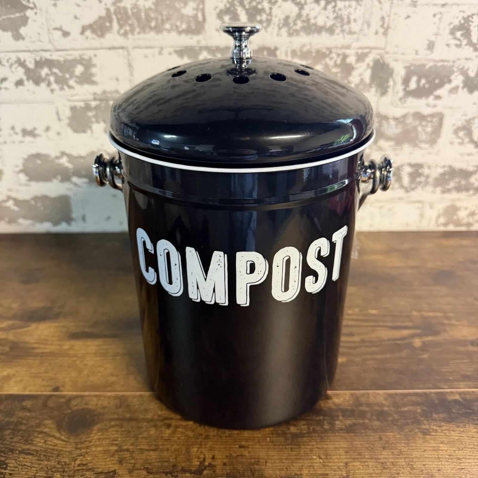 NEW - Klarstein Farmhouse Countertop Compost Canister Bucket, Black/White 1.3Gal