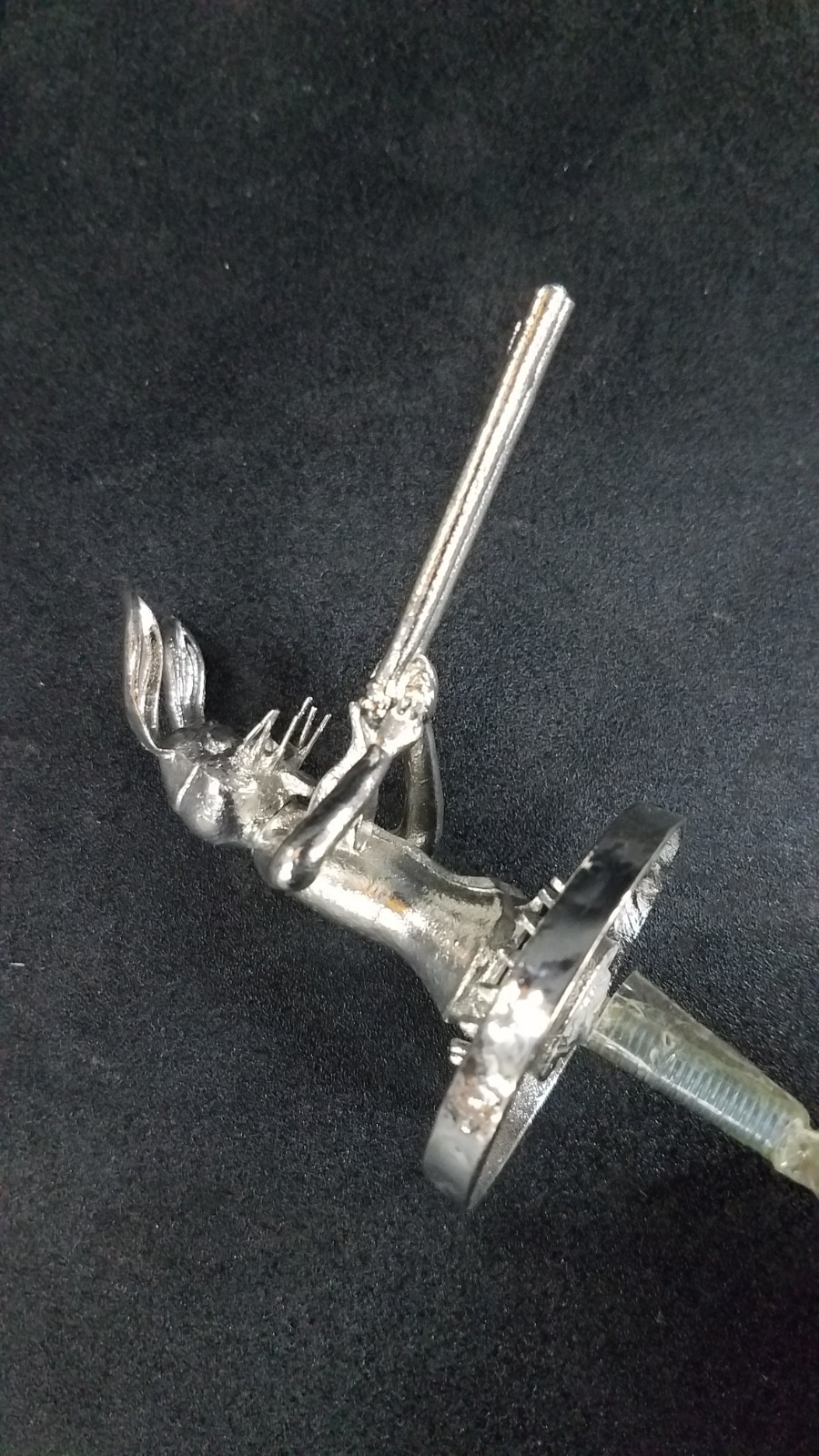 SHOTGUN BUNNY HOOD ORNAMENT SEMITRUCK UNIVERSAL PETERBILT FREIGHTLINER KENWORTH 