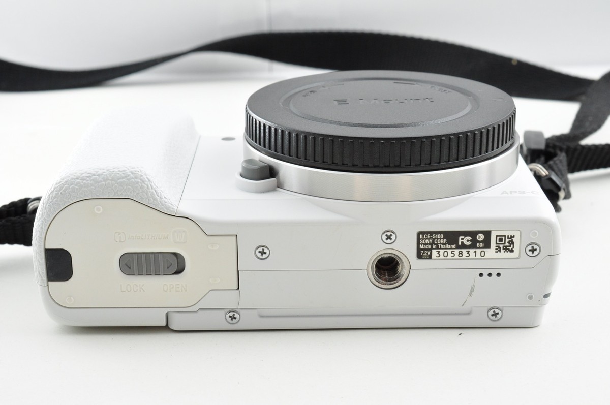 Sony Alpha a5100 Mirrorless ILCE5100 APS-C Digital Camera