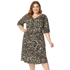 Jessica Howard Tiered Dress 18W Leopard Print V-Neck Ruched Modern Safari Chic
