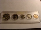 1970-D Yeat Set - with SILVER Kennedy Half Dollar - BU