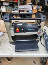 Delta 22-555 13 in. 120V 15 Amp Single Phase Portable Thickness Planer