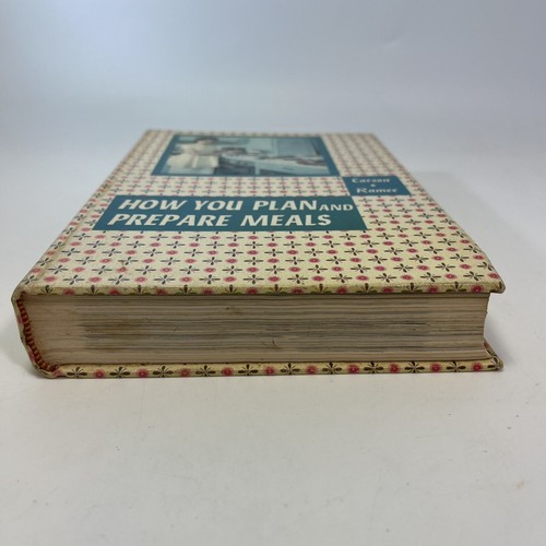 How You Plan And Prepare Meals 1962 HC Carson & Ramee - Picture 4 of 13