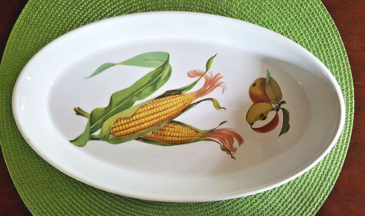 1961 Royal Worcester Evesham 12.5x7 Oval Baker Casserole Serving Dish-image
