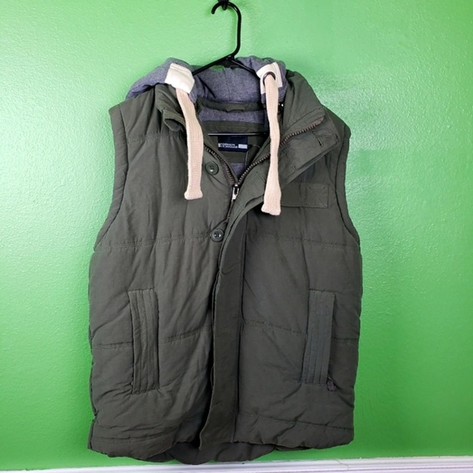 Foreign Exchange Mens Green Puffy Vest With Detachable Hood Size XL