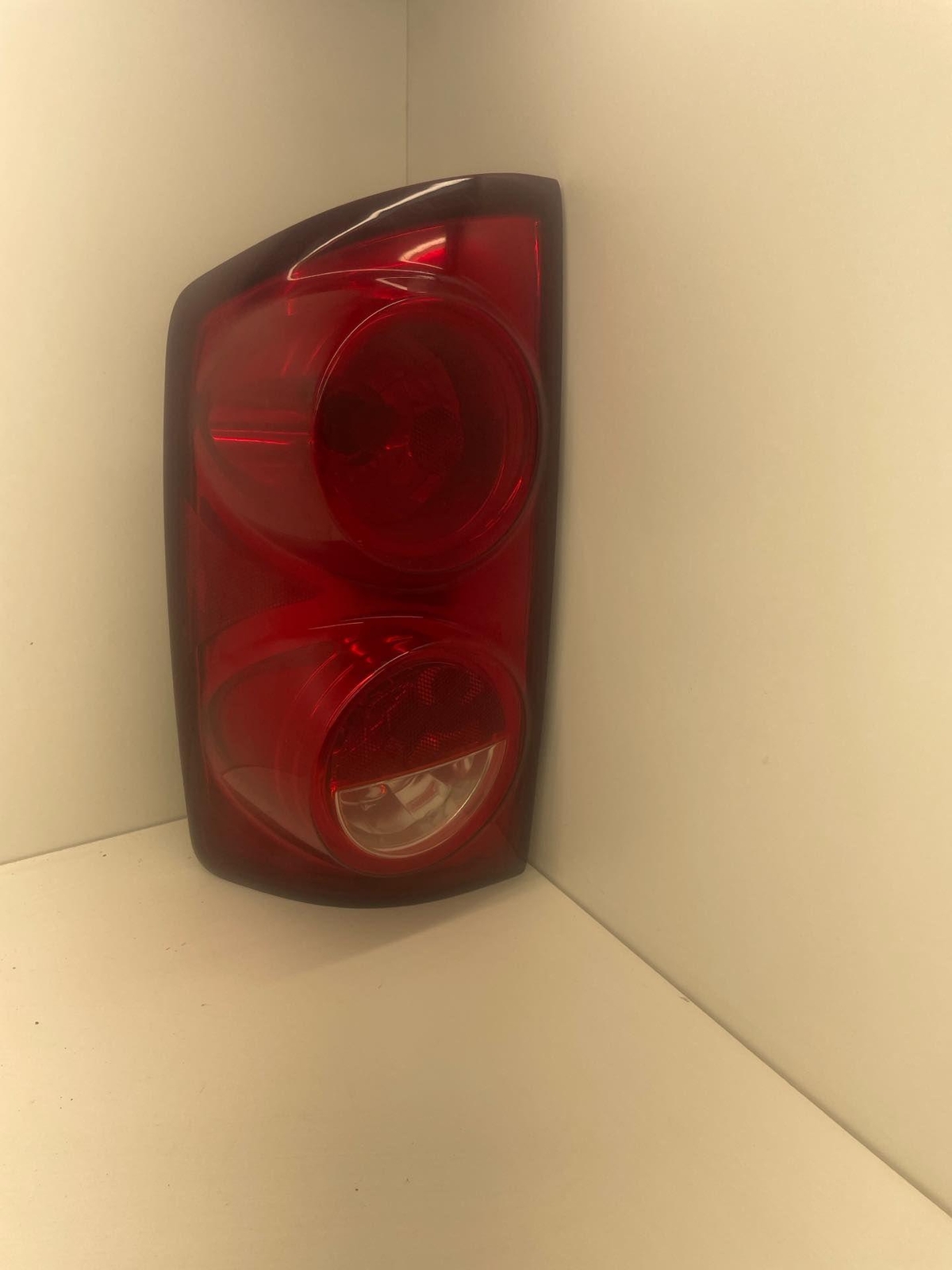 DODGE RAM 1500 Left Tail Light Assembly 2007-2008