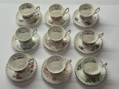 Royal Albert Flower of The Month Sammelgedeck Miniatur Tasse & Untertasse