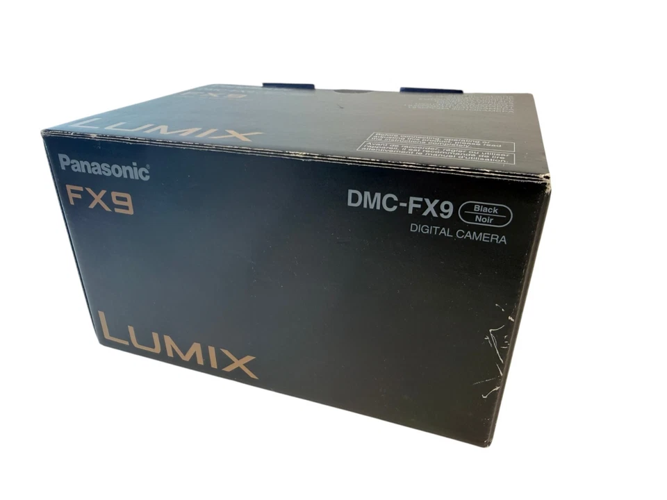Panasonic Lumix FX9 (DMC-FX9) Digitalkamera (OVP), Foto 2 von 5
