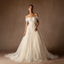 Elegant Tulle Wedding Dress Off Shoulder Scoop Neck A-Line Zipper Bridal Gown
