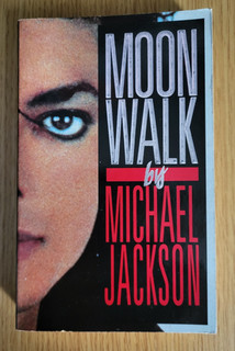 Michael Jackson – Moonwalk – Paperback Book – Auto Signed 1988