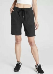 Athleta Farallon Bermuda Short 26 Black 