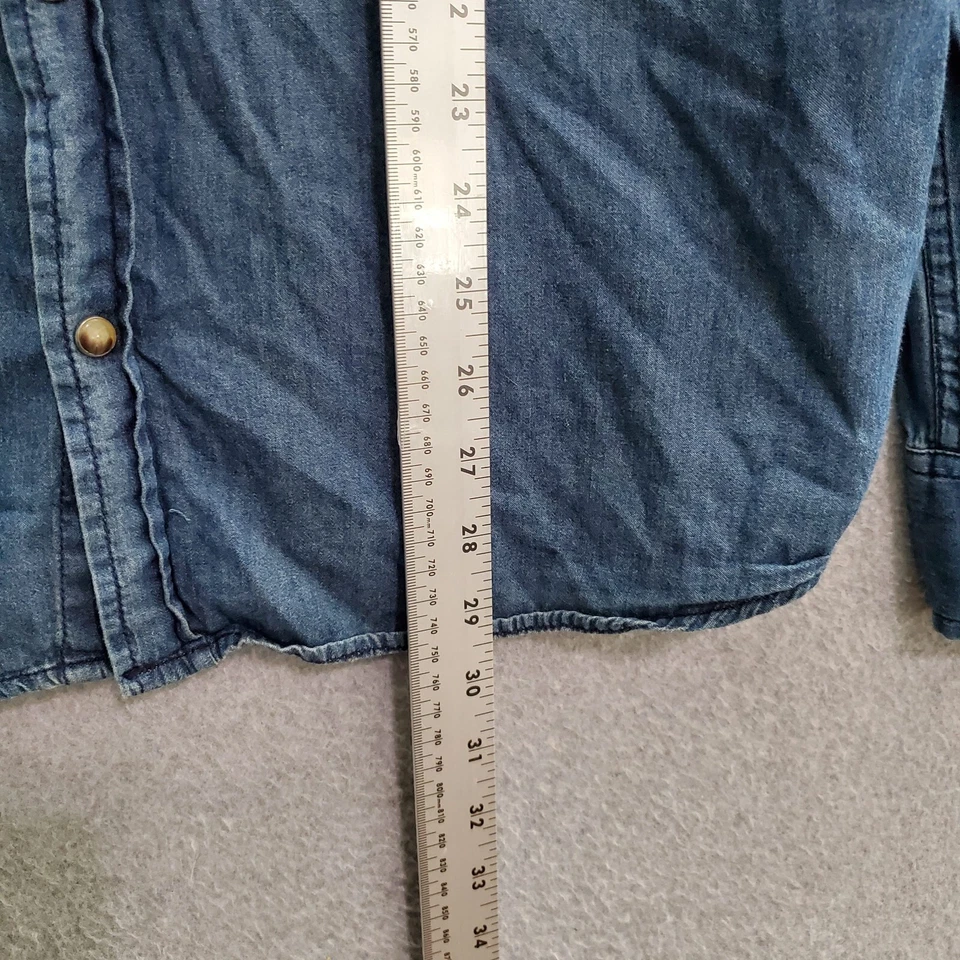 21 Hombres Hombres Camisa Abotonada Pequeña Azul Denim Bolsillos Manga Larga Perla A Presión Foto 2 de 4