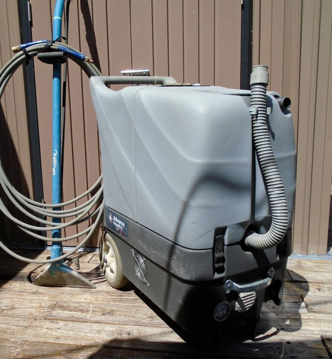 Carpet cleaner machine commercial Advance AquaPro XP 3 stage vac With Heater-image