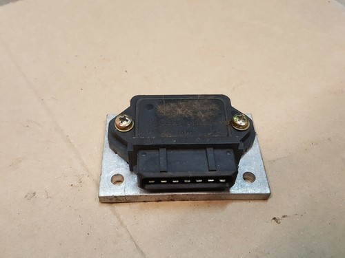 VW PASSAT B3 1.8 G60 ZÜNDSTEUERGERÄT ECU 211905351D