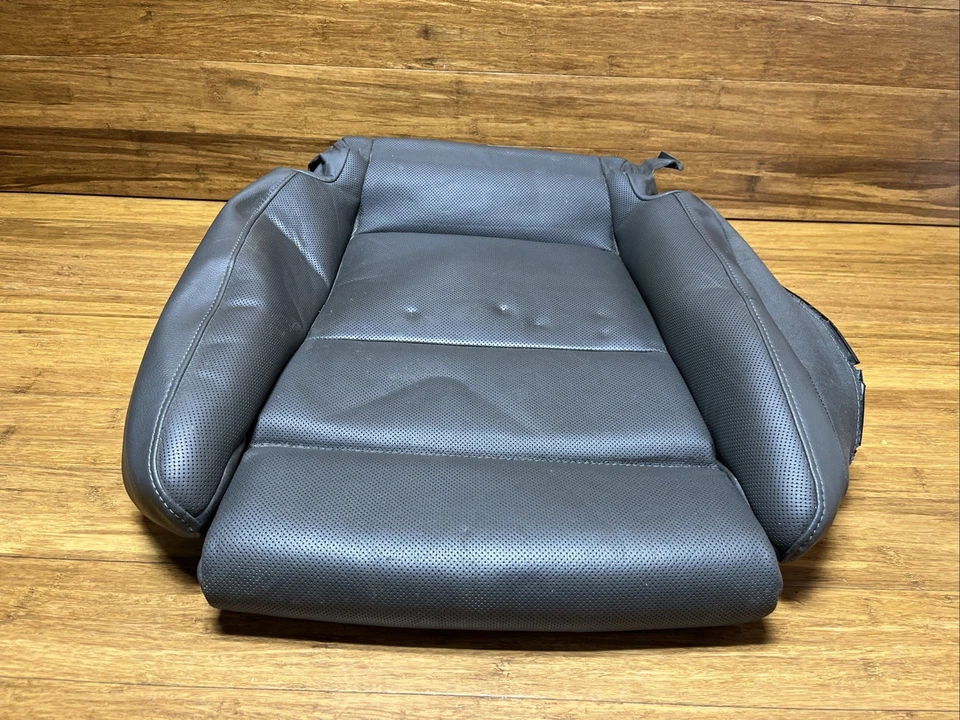 2012-2024 Porsche 911 Carrera Front Right Vented Seat Lower Cushion OEM *NOTE* - Image 3 of 4