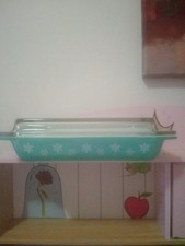 JaJ Pyrex Gaiety Turquoise Snowflake Shallow Spacesaver 