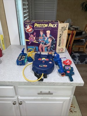 Real Ghostbusters Proton Pack 1986 Kenner Plus Ghost Trap