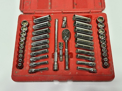 #ad Snap On Tools USA 144TMPB 44pc 1 4quot; Drive 6 Point Metric SAE General Service Set $499.99
