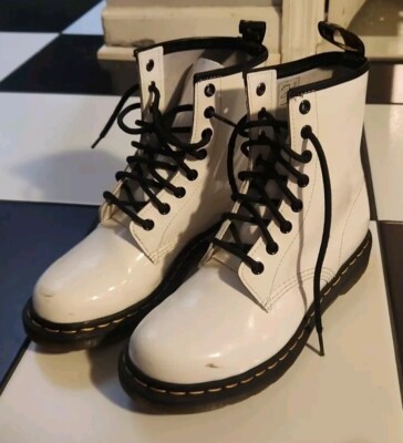 Womens Dr.Martens White Air Wair Bouncing Soles Leather  display picture 1