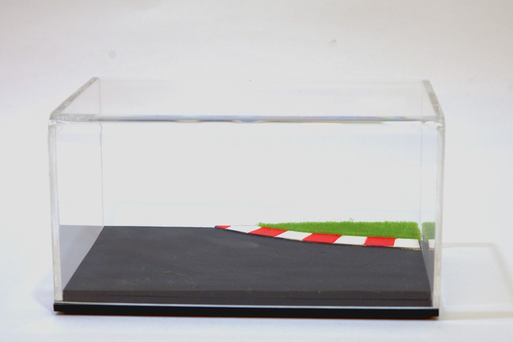 1/43 and 1/64 Diorama Race Track&Display Case For Diecast !! Cars are NOT INCLUD