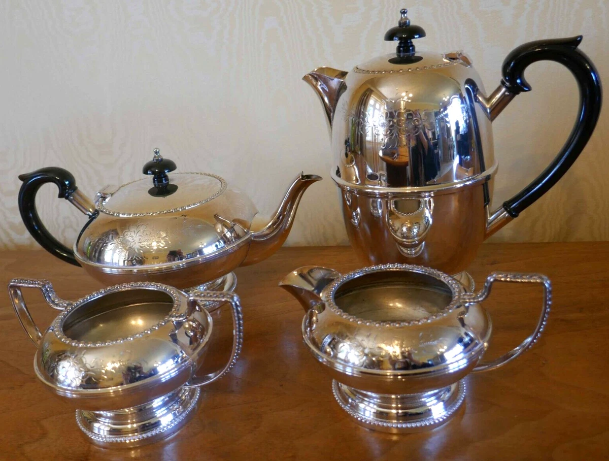 Silver plated coffee and tea outlet set