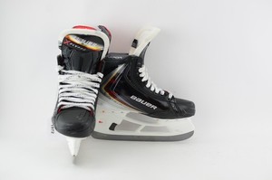 Bauer Vapor Fly Pro Pro Ice Hockey Skates Senior Size 7.5 Fit 3 (0627-1972)