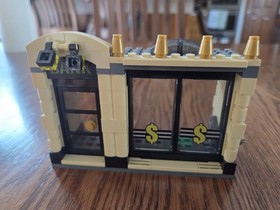 Lego - 6864 - Batmobile and the Two-Face Chase - 100% Complete w/minifigures