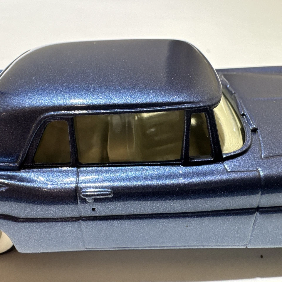 Lincoln Continental Mk2 1957 azul oscuro modelos Brooklin escala 1/43 BRK11B 002 - 1957 Foto 4 de 4