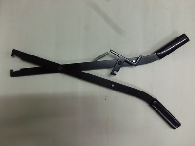 Bridger Self Locking Trap Setters  Sets All Sizes Body Grip Traps 110 220 330