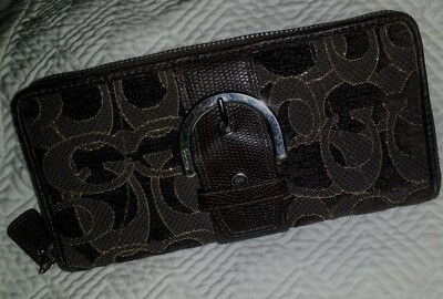 COACH Signature SOHO Buckle/CAMPBELL Zip Around WALLET Brown