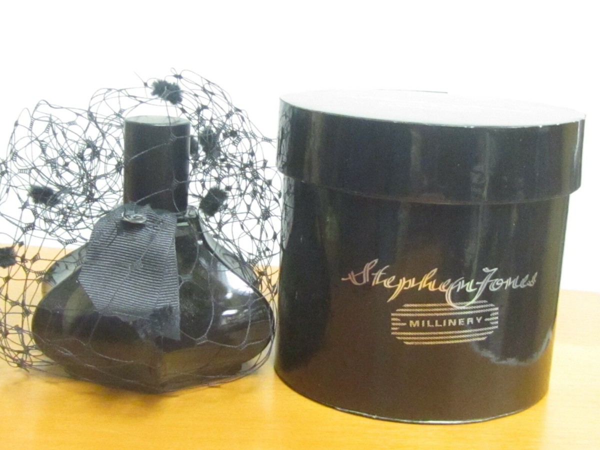 COMME des GARCONS Stephen Jones 香水 【公式通販】