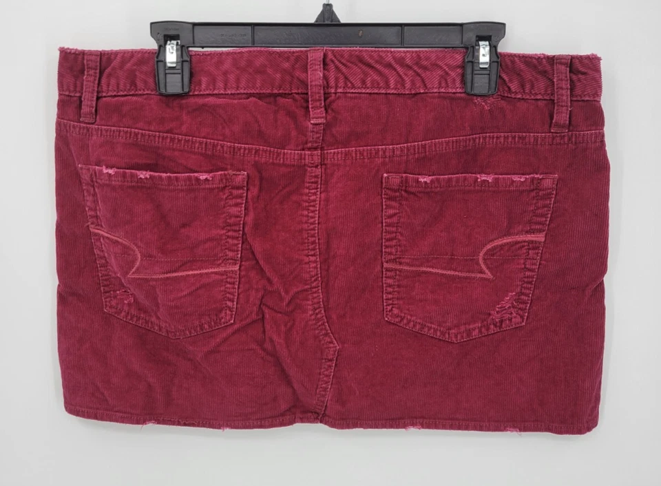 Falda American Eagle Mujer 14 Granate Pana Mini Envejecida Boho Academia Años 90 Foto 2 de 4
