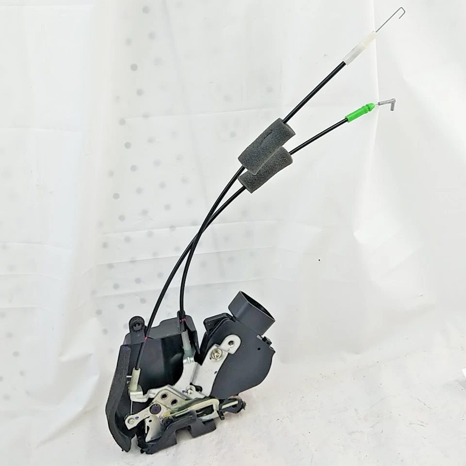 Dorman 931473 Fits 2001-2007 Toyota Highlander Rear RH Power Door Lock Actuator - Image 4 of 4