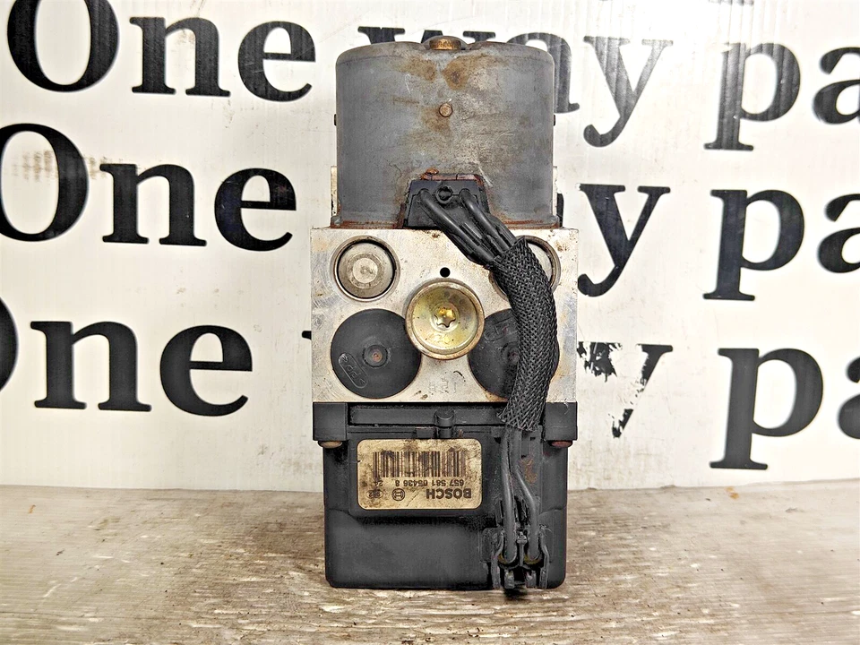 10361910 Buick  Lacrosse 2005-2009 ABS Antilock Brake Pump Control OEM 15H2 030 - Image 2 of 4