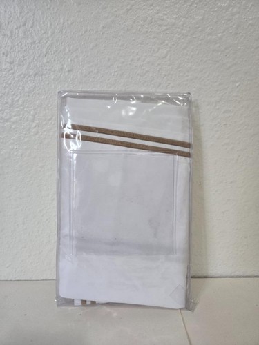 Hudson Park Collection Italian Percale Standard Pillowcase - 1 Only - Picture 2 of 3