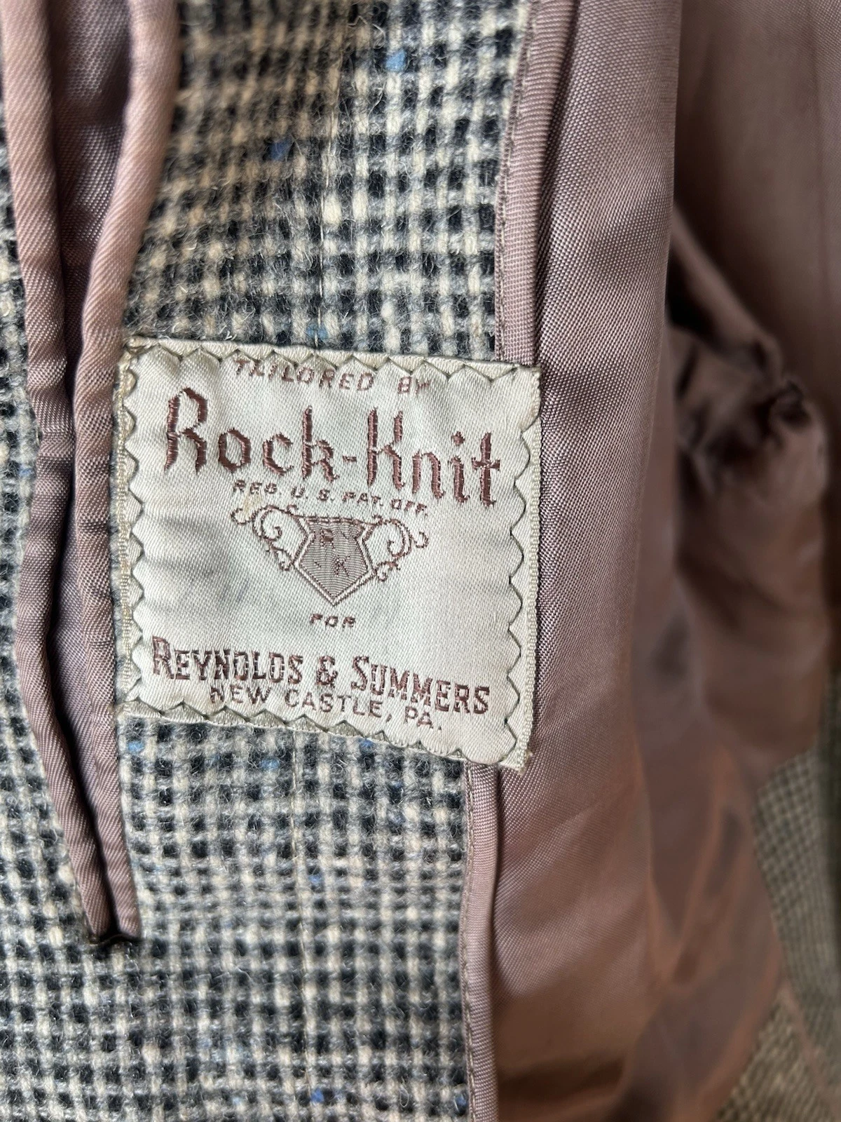 Vintage 50s 60s Tweed Overcoat Men’s Medium 38-40 Houndstooth Wool Topcoat - product detail image 2