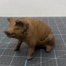 Vintage Antique 1920 AC Williams Cast Iron Sitting Pig Piggy Bank - 5"L