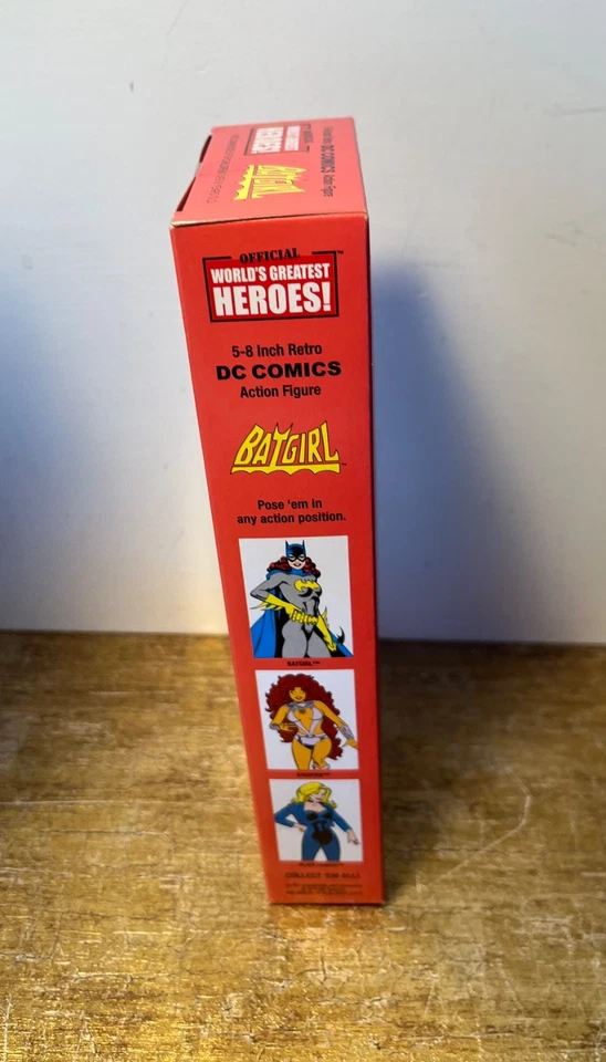 Figura Batman Serie 8 Pulgadas Estilo Retro DC Comics - Batgirl 2017 Foto 4 de 4