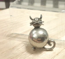 Vintage Silver Tone Cat Pin  Brooch   ~ Pewter ? Unmarked Sterling ?