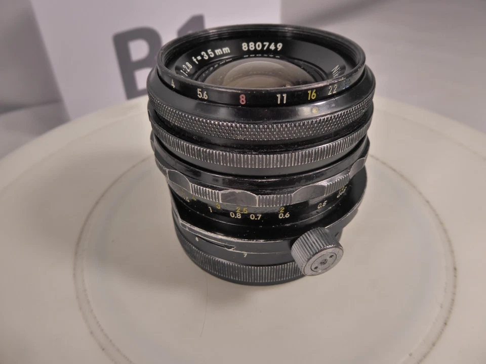 Nikon PC 35mm F2.8 Nikkor Shift Manual Focus Perspective Control Prime Lens - Image 4 of 4