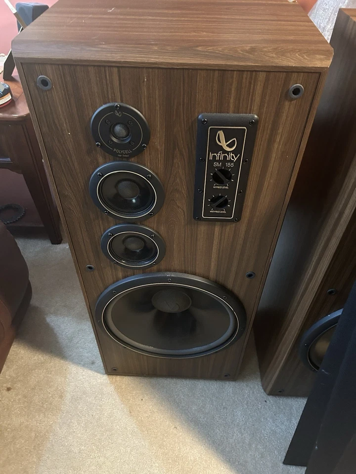 Impresionante altavoz de piso de 3 vías Infinity SM-155 - Woofers de 15" - reacondicionado profesional Foto 4 de 4